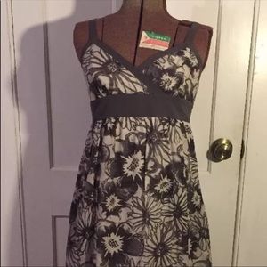 Vince sleeveless silk cotton floral dress